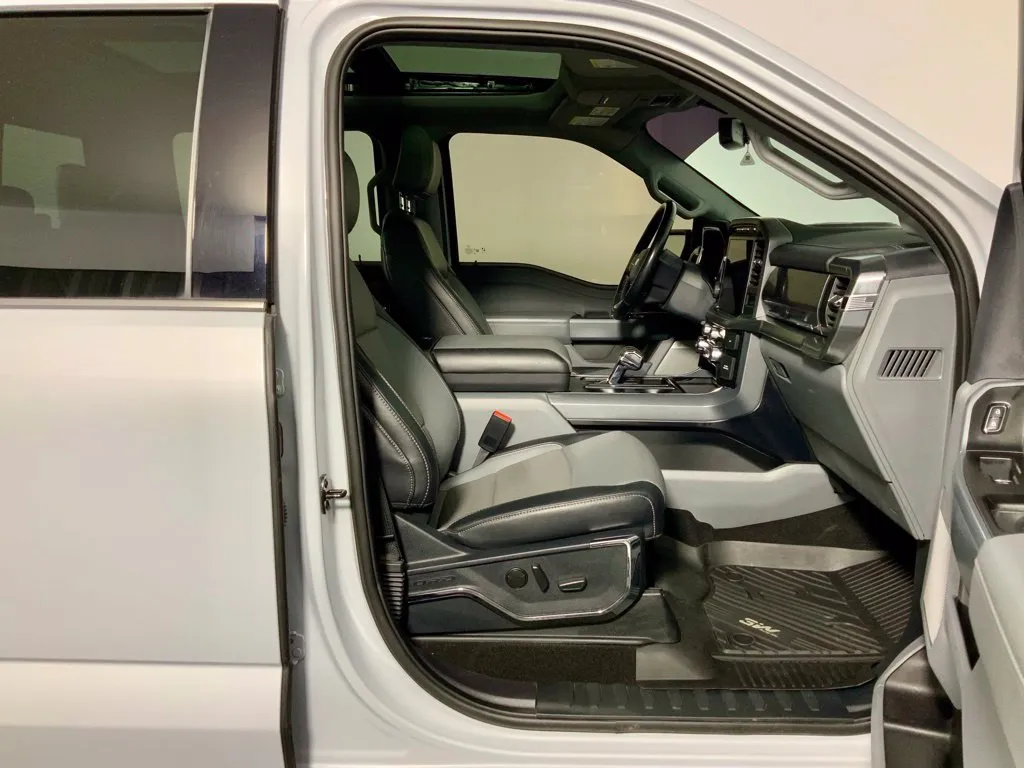 Ford F-150 photo 32