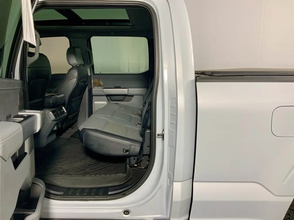 Ford F-150 photo 28