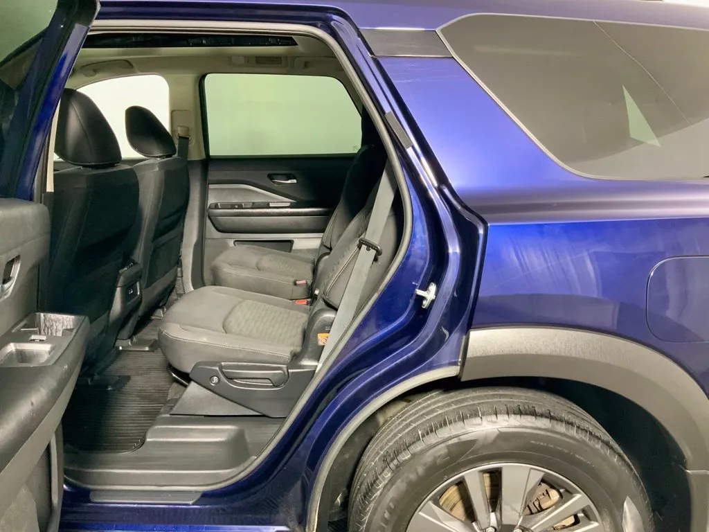 Nissan Pathfinder photo 28