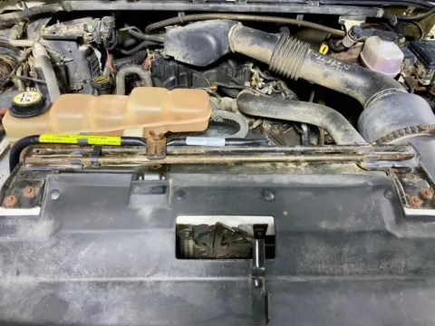 More photos of 2001 Ford F-250SD XL at Don Wood Ford Lincoln, OH