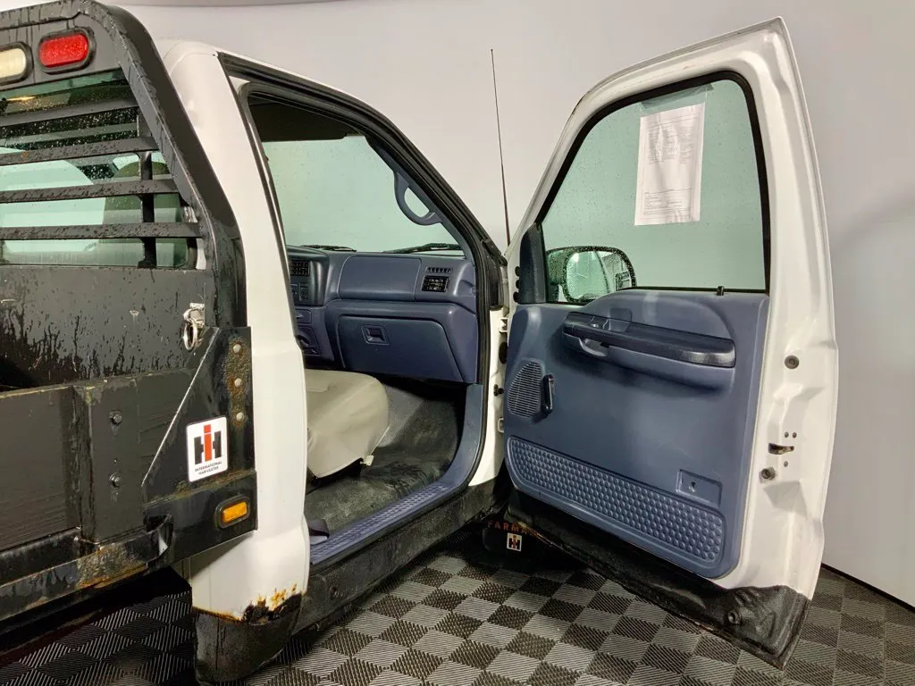 Ford F-250SD photo 22