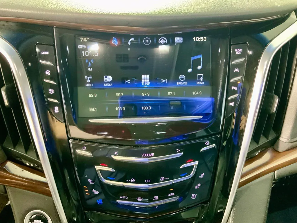 Cadillac Escalade photo 25