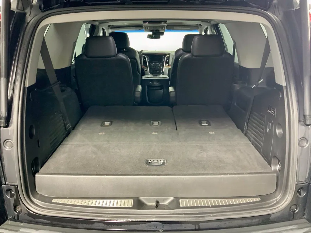 Cadillac Escalade photo 32