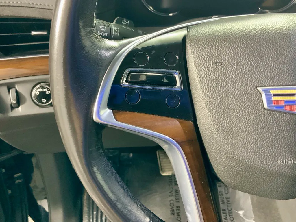 Cadillac Escalade photo 27