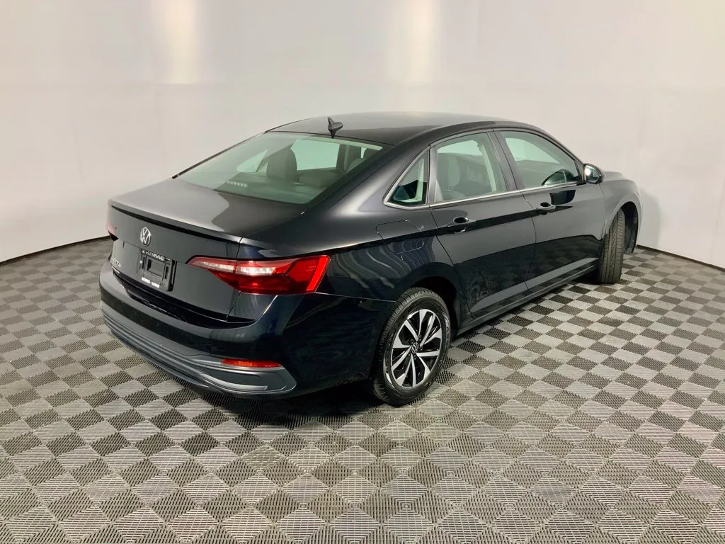 Volkswagen Jetta photo 16