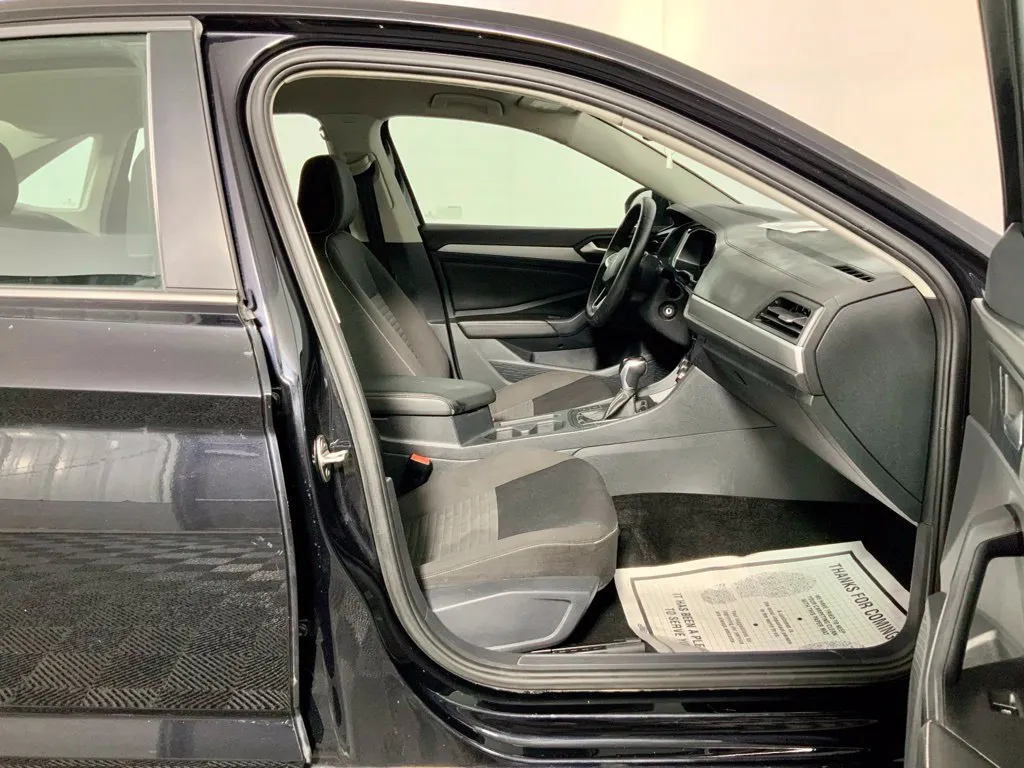 Volkswagen Jetta photo 31