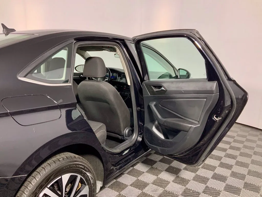 Volkswagen Jetta photo 28