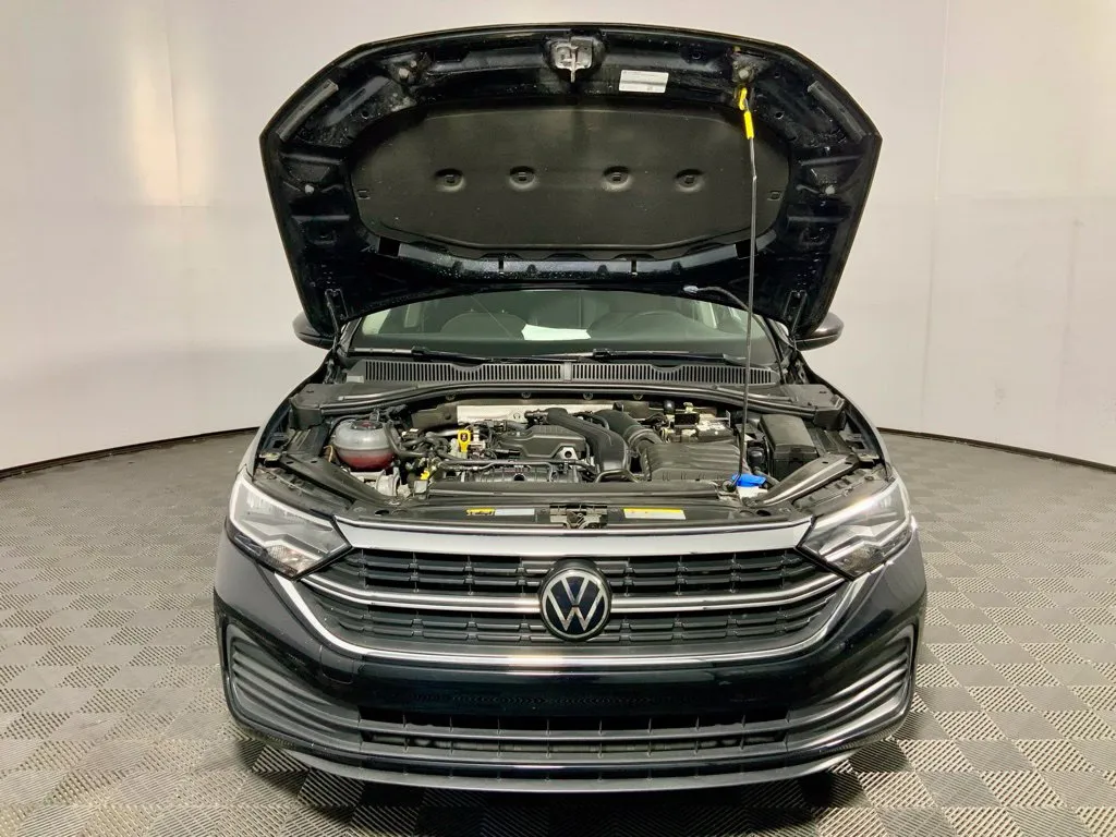 Volkswagen Jetta photo 5