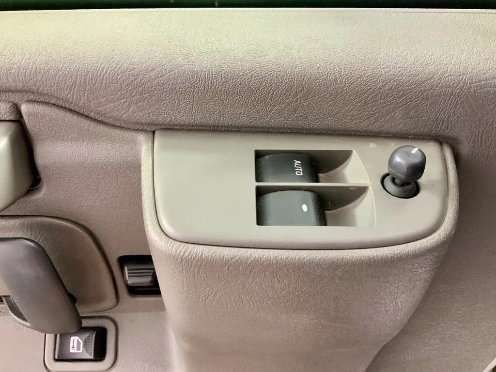 Chevrolet Express photo 20