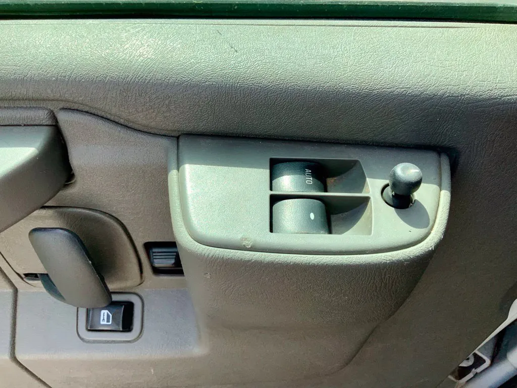 Chevrolet Express photo 16