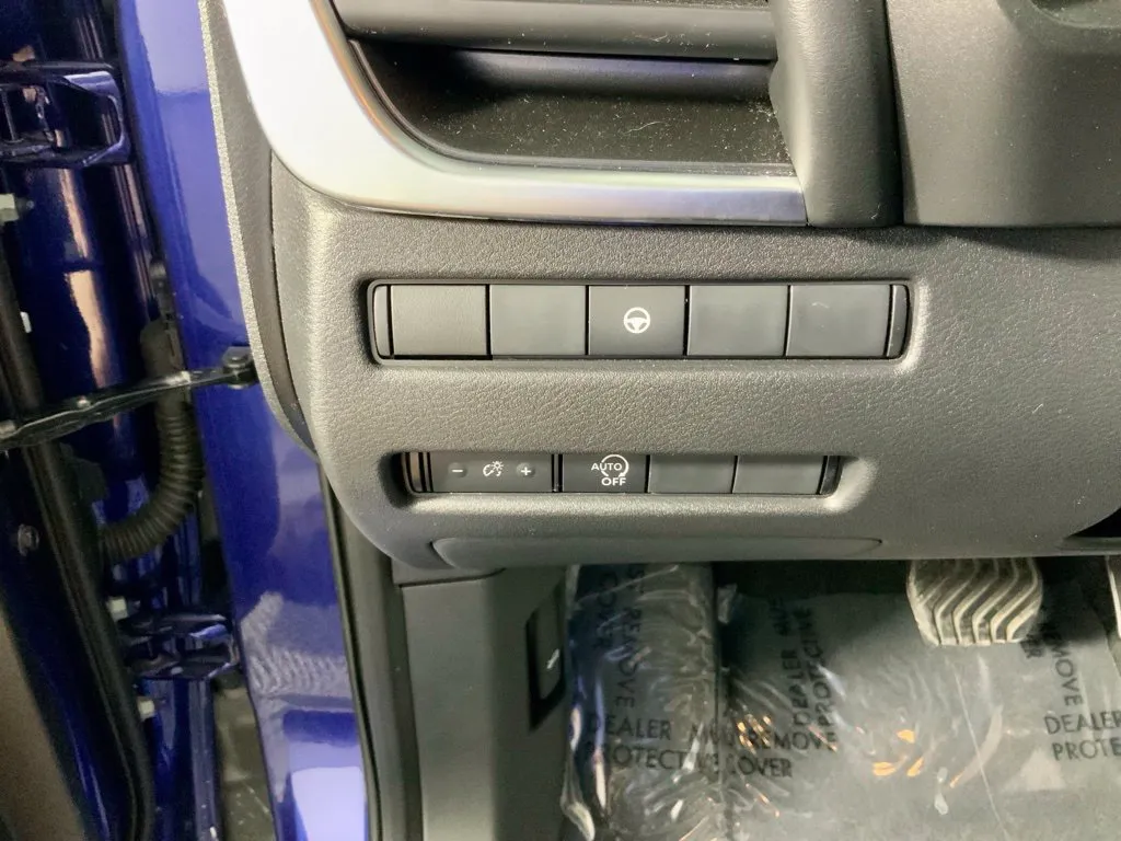 Nissan Rogue photo 22