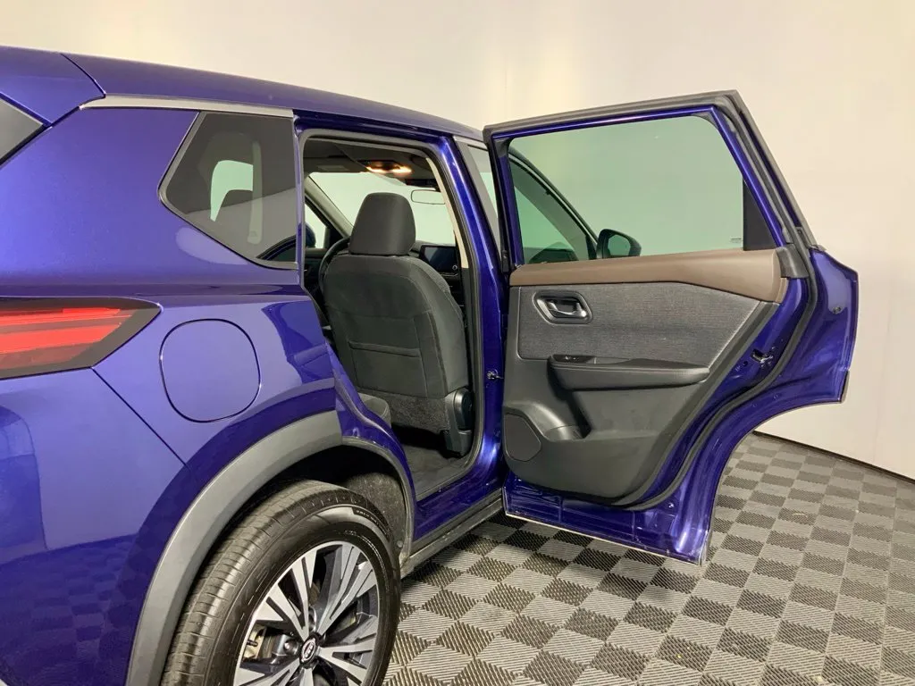 Nissan Rogue photo 31