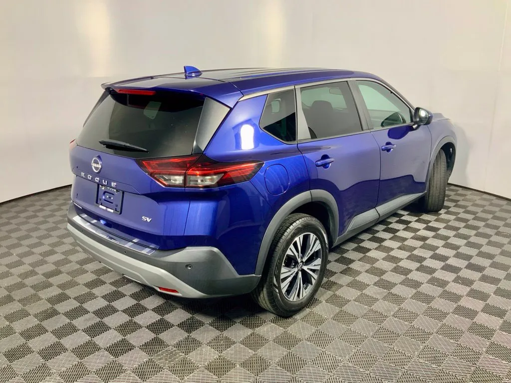 Nissan Rogue photo 17