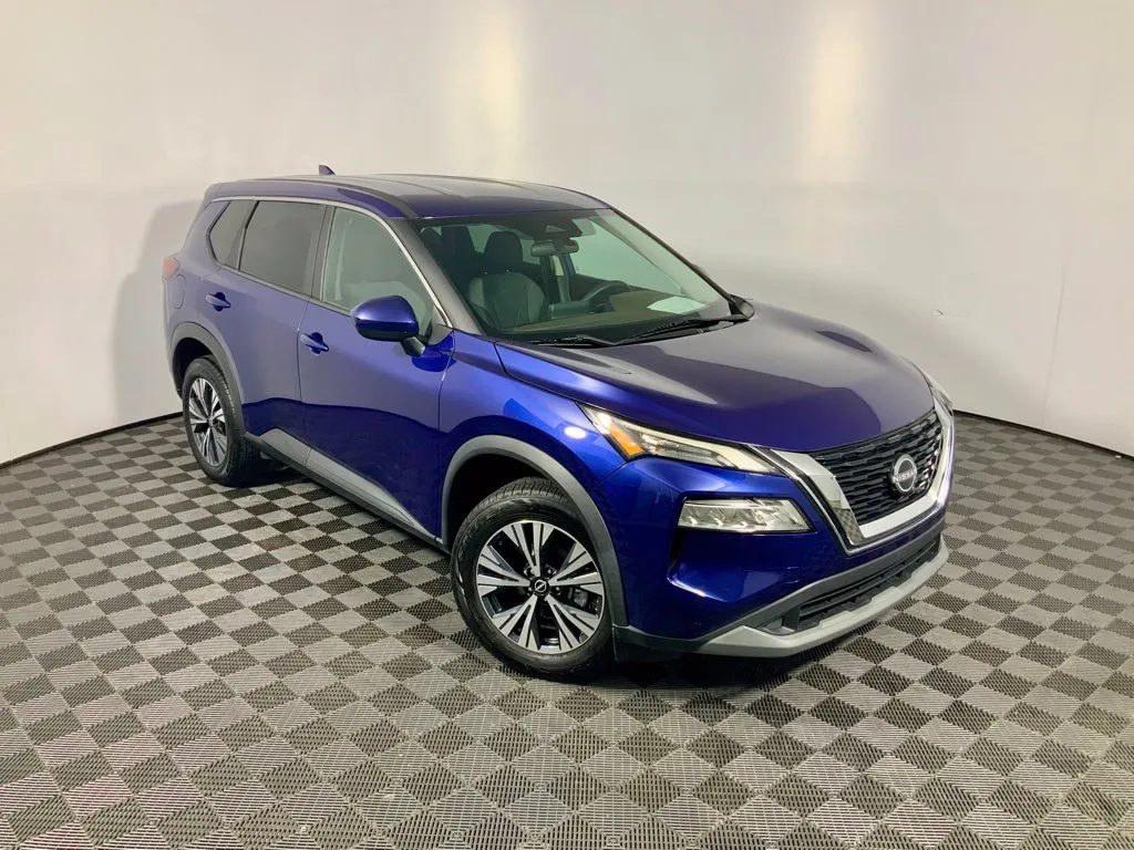 Nissan Rogue photo 3