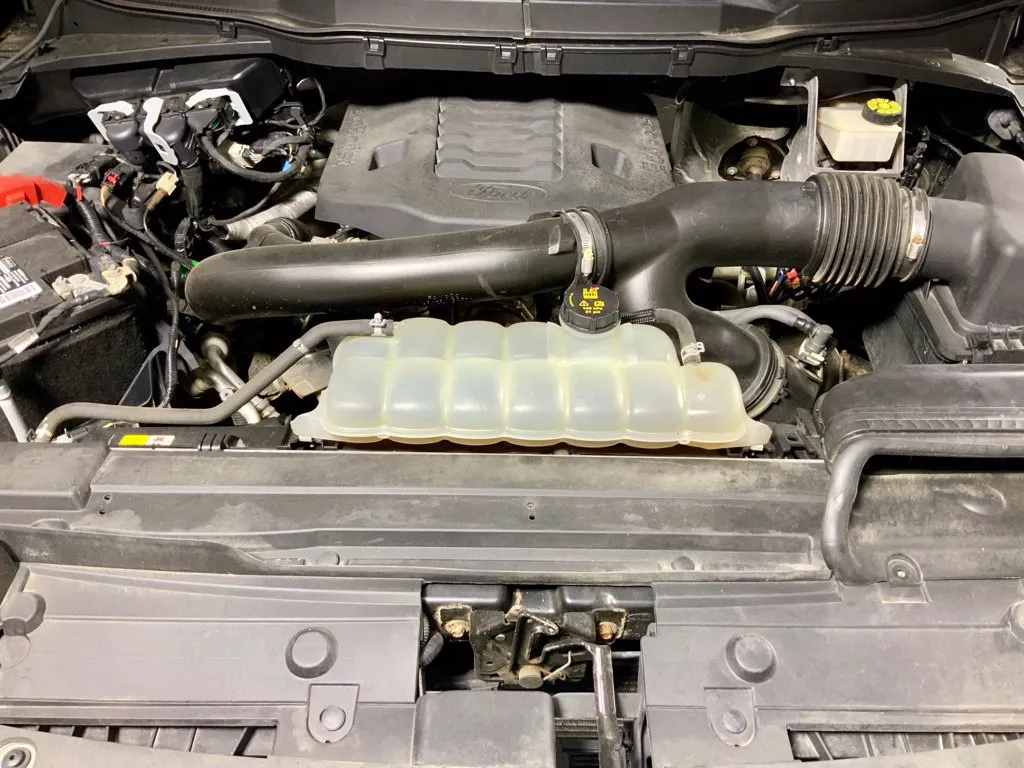 Ford F-150 photo 9