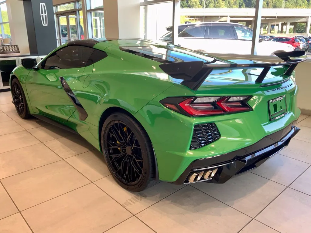 Chevrolet Corvette photo 9