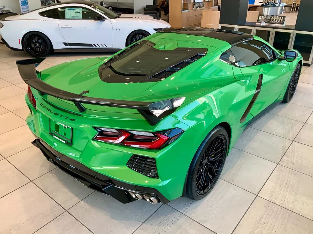 Chevrolet Corvette photo 17