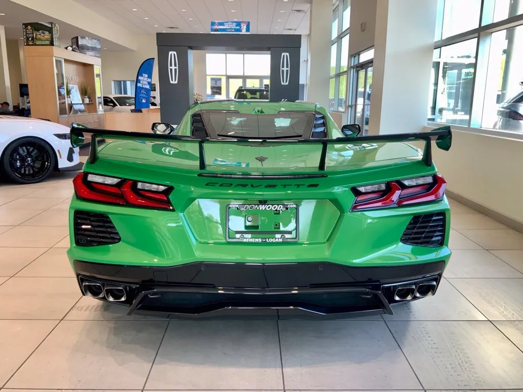 Chevrolet Corvette photo 11