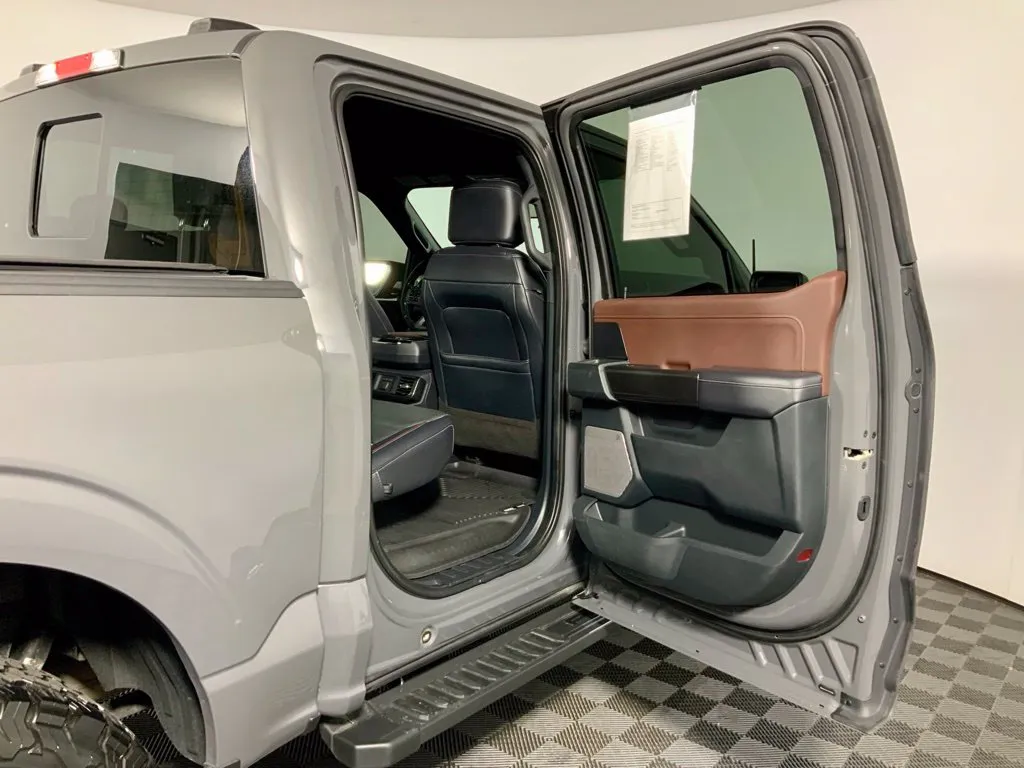 Ford F-150 photo 30