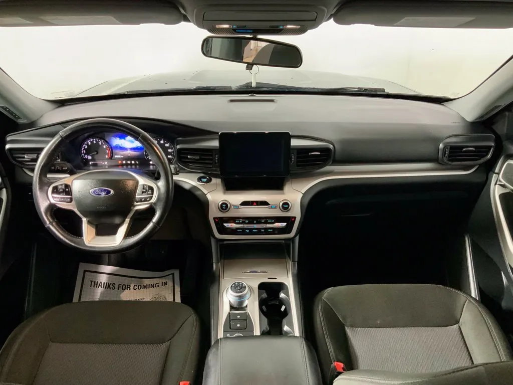 Ford Explorer photo 20