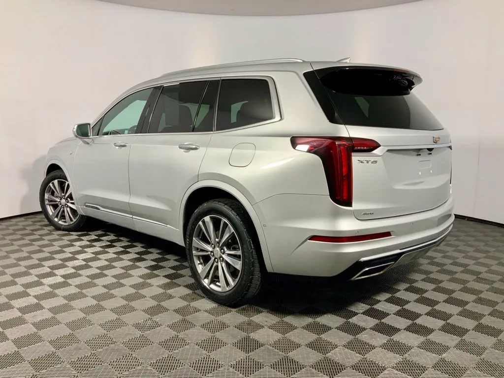 Cadillac XT6 photo 13