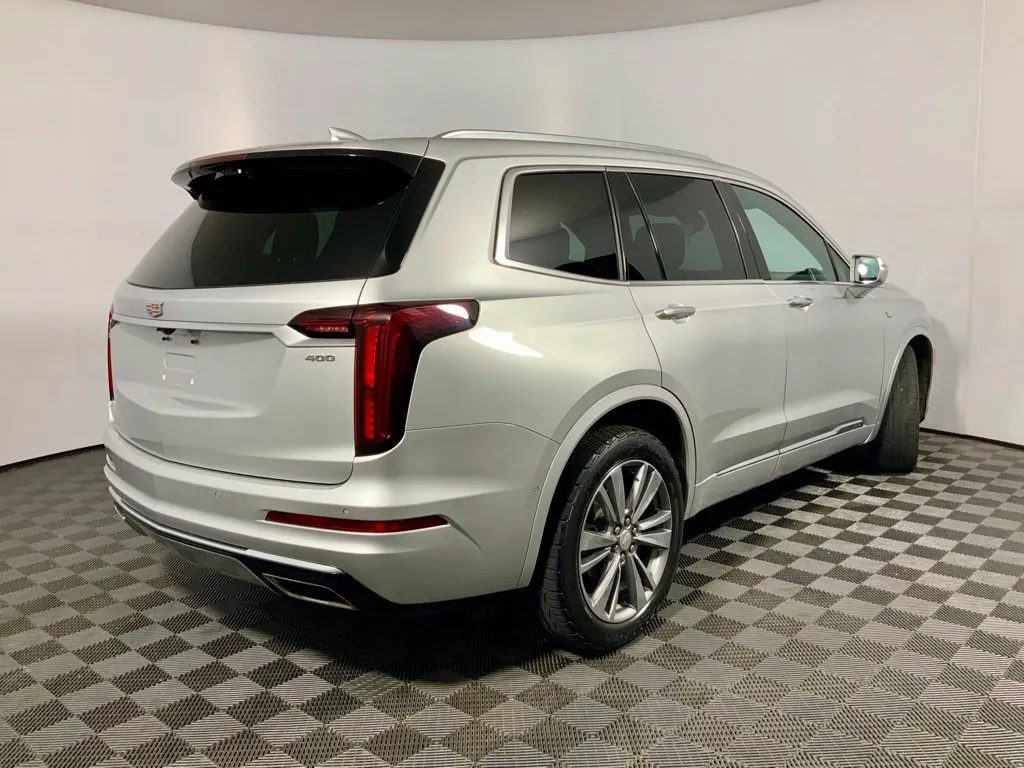 Cadillac XT6 photo 18