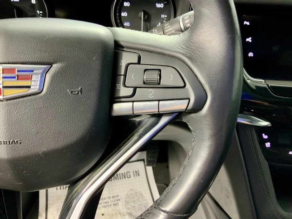 Cadillac XT6 photo 28