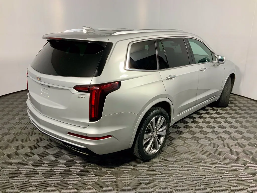 Cadillac XT6 photo 19