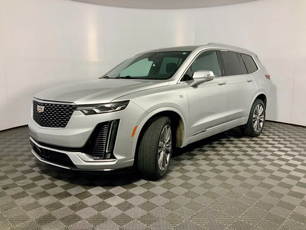 Cadillac XT6 photo 11