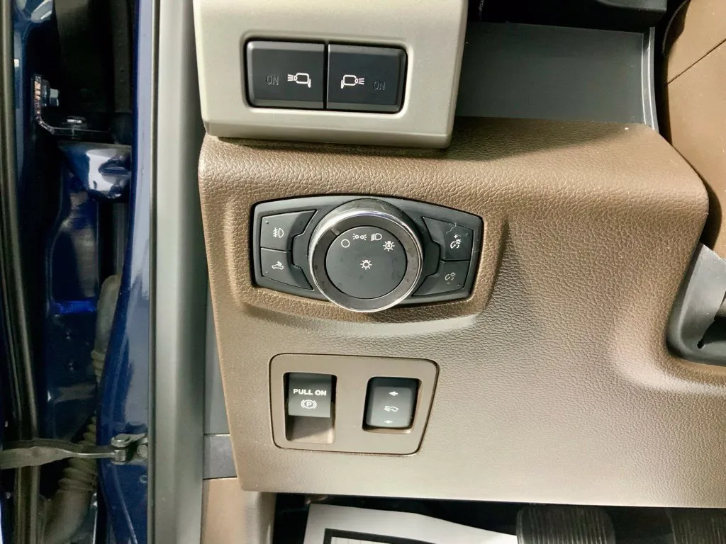 Ford F-150 photo 23
