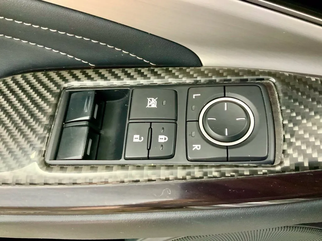 Lexus RC photo 20