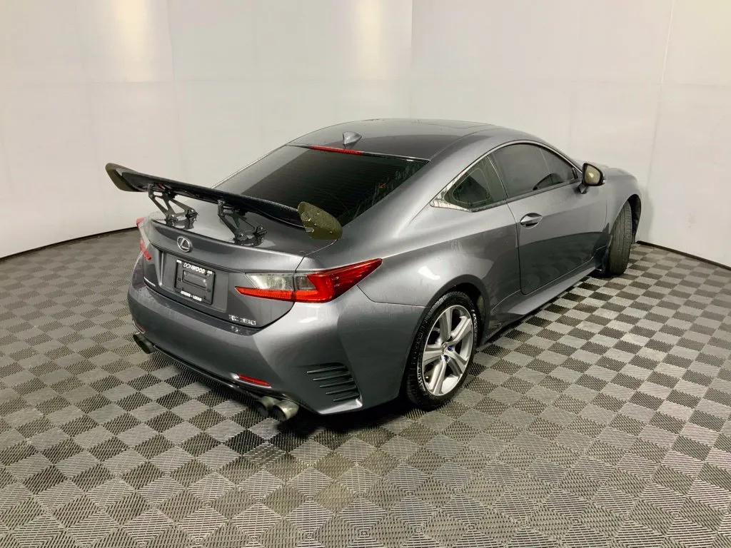 Lexus RC photo 16