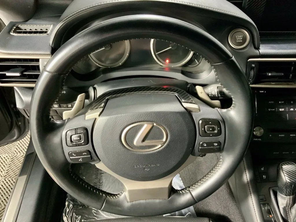 Lexus RC photo 23