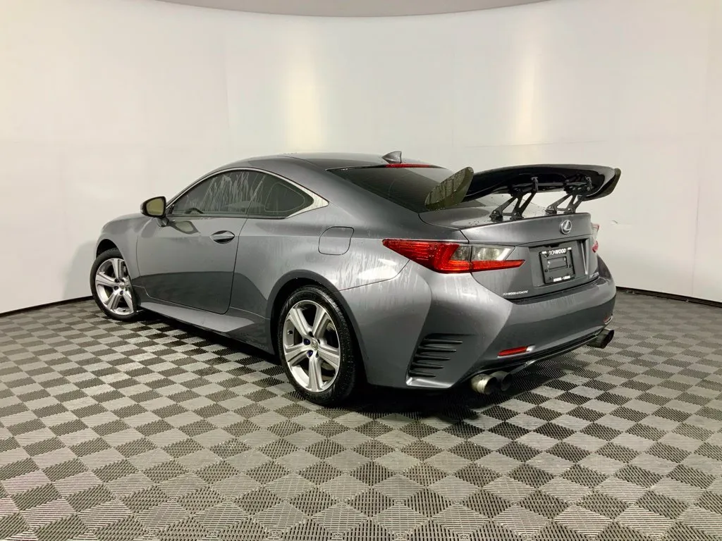 Lexus RC photo 11
