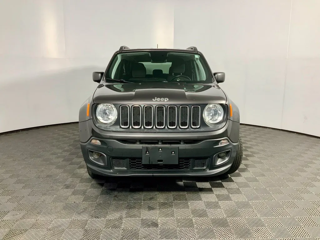 Jeep Renegade photo 4