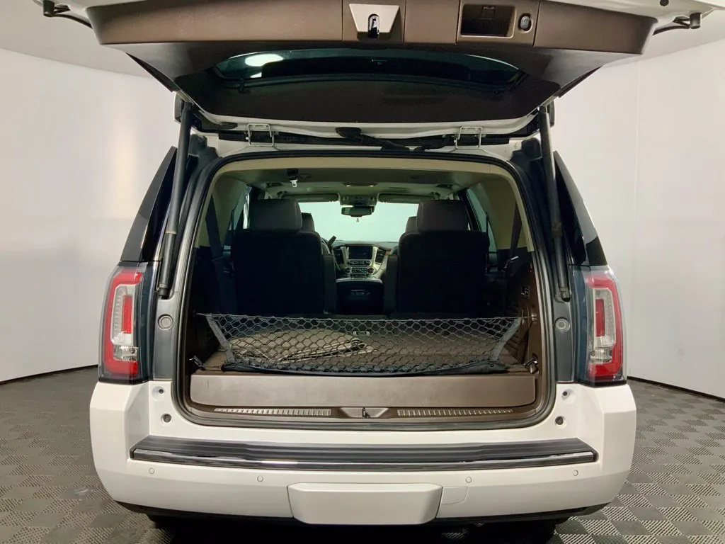 GMC Yukon photo 17