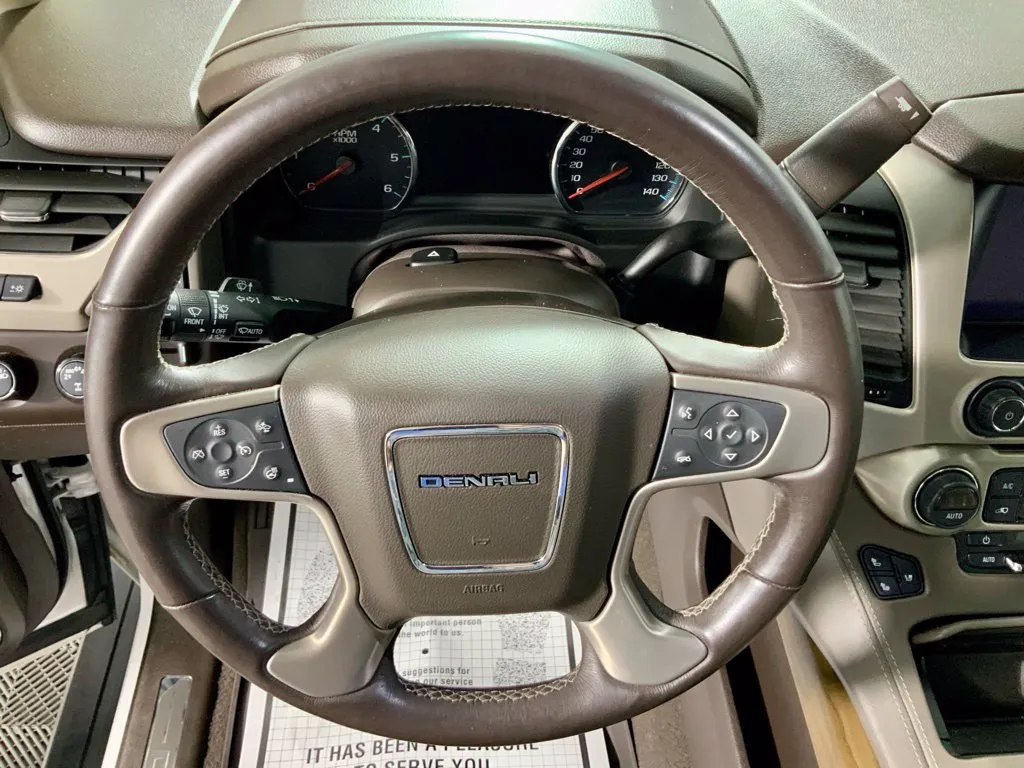 GMC Yukon photo 26