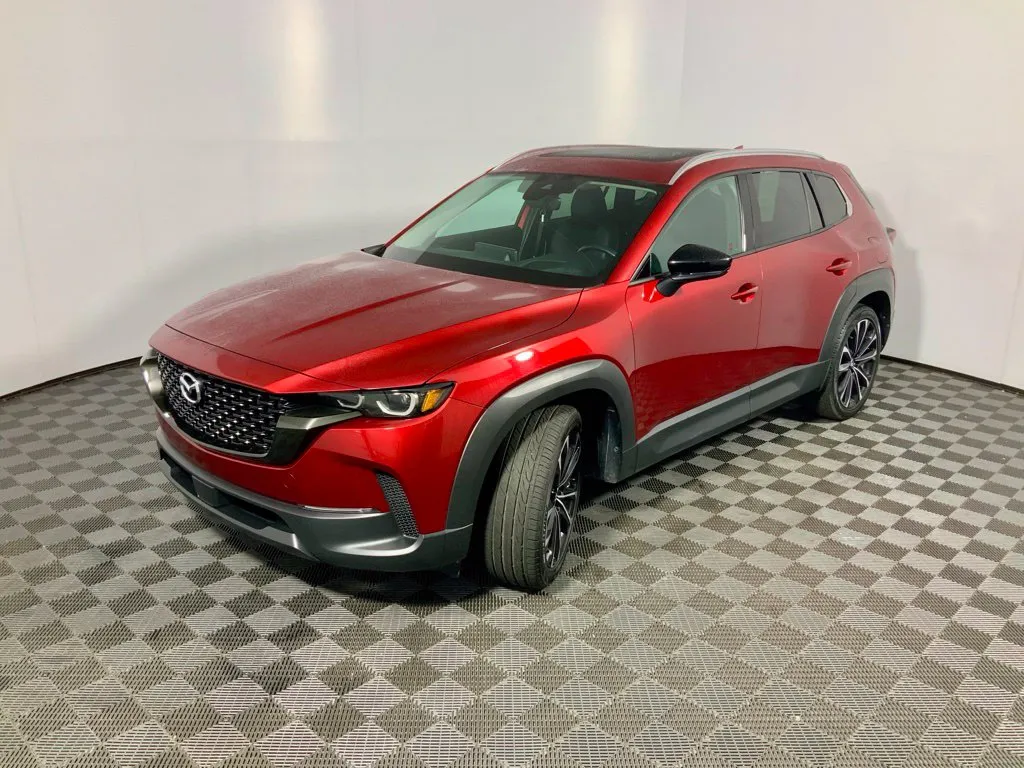 Mazda CX-50 photo 9