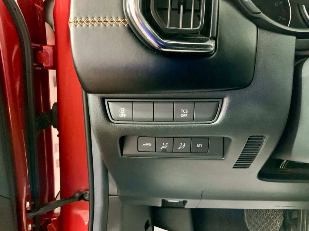 Mazda CX-50 photo 22