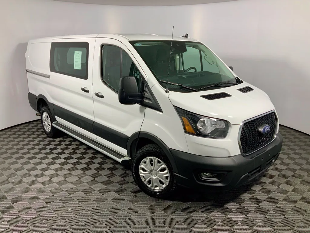 Ford Transit-250 photo 3