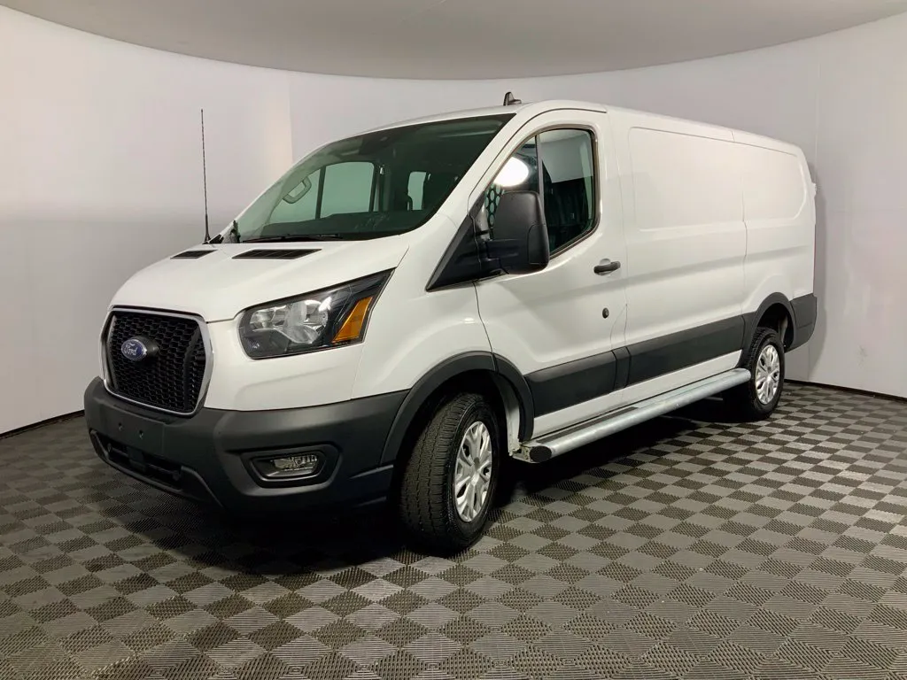 Ford Transit-250 photo 8