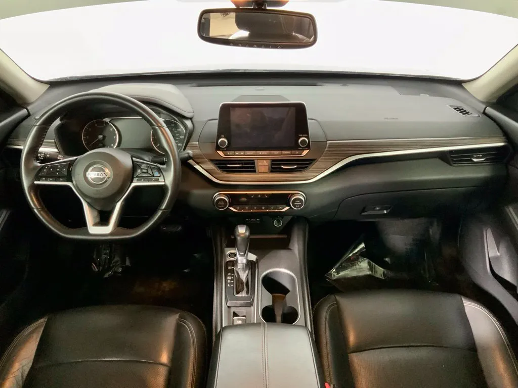 Nissan Altima photo 22