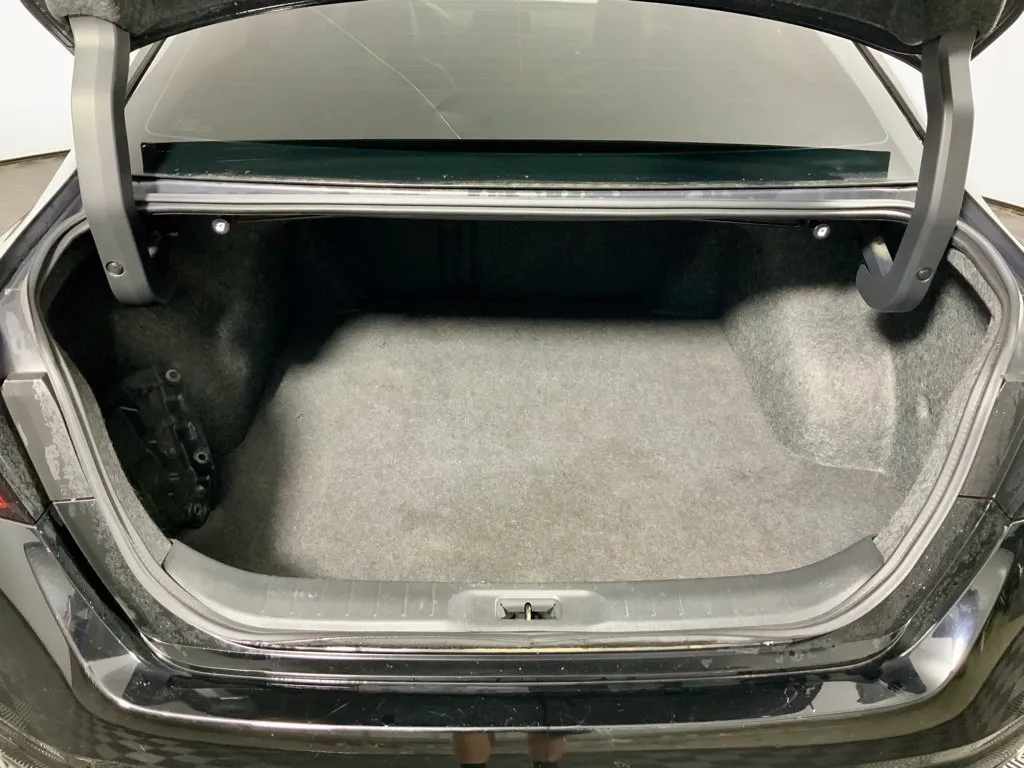 Nissan Altima photo 32