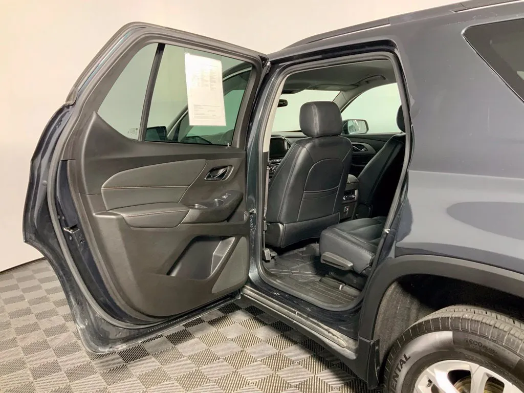 Chevrolet Traverse photo 28