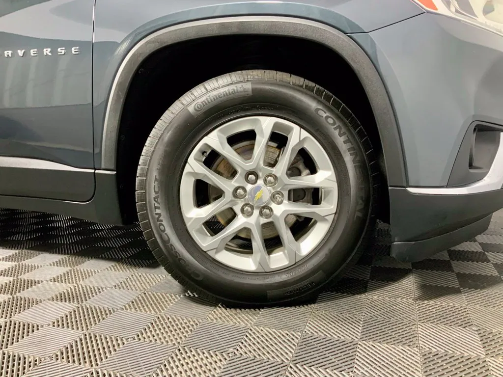 Chevrolet Traverse photo 35