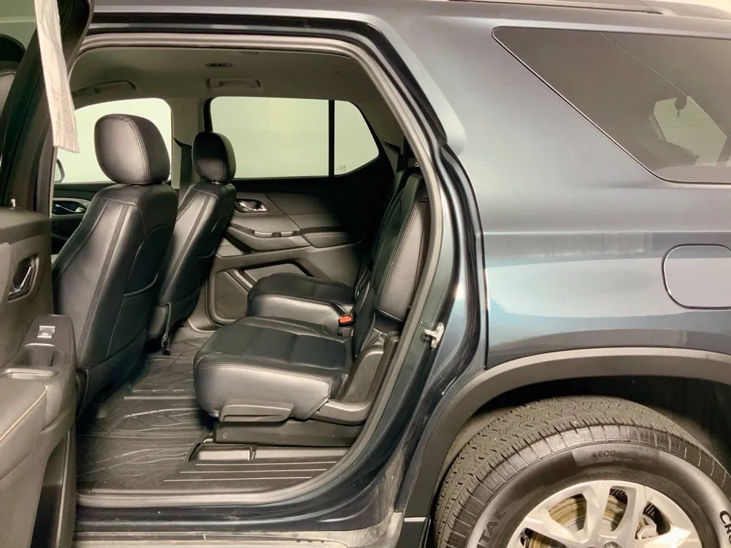 Chevrolet Traverse photo 29