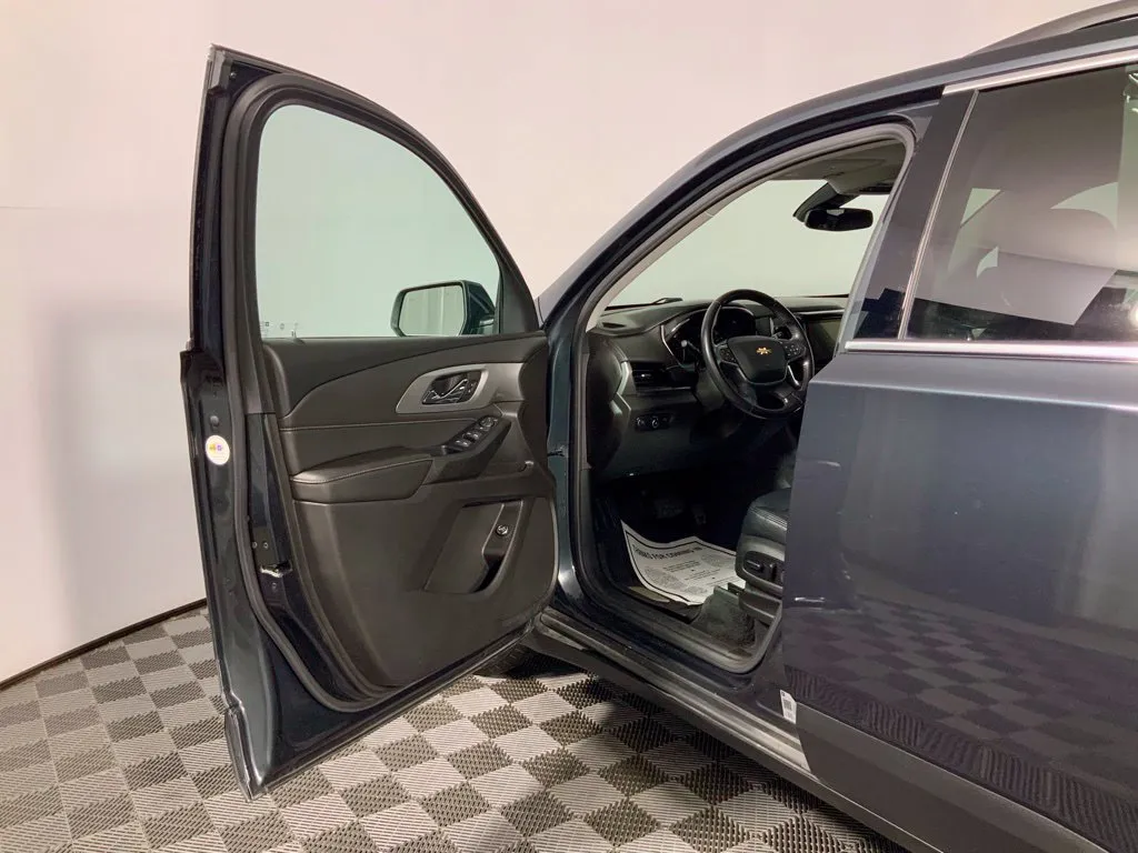 Chevrolet Traverse photo 18