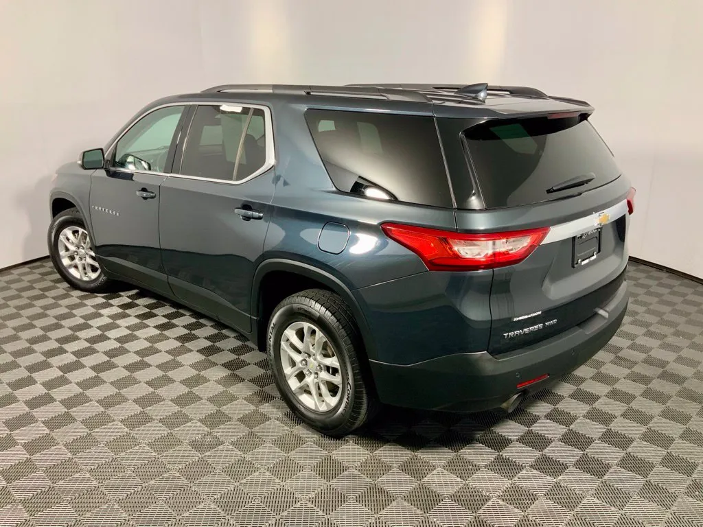 Chevrolet Traverse photo 12