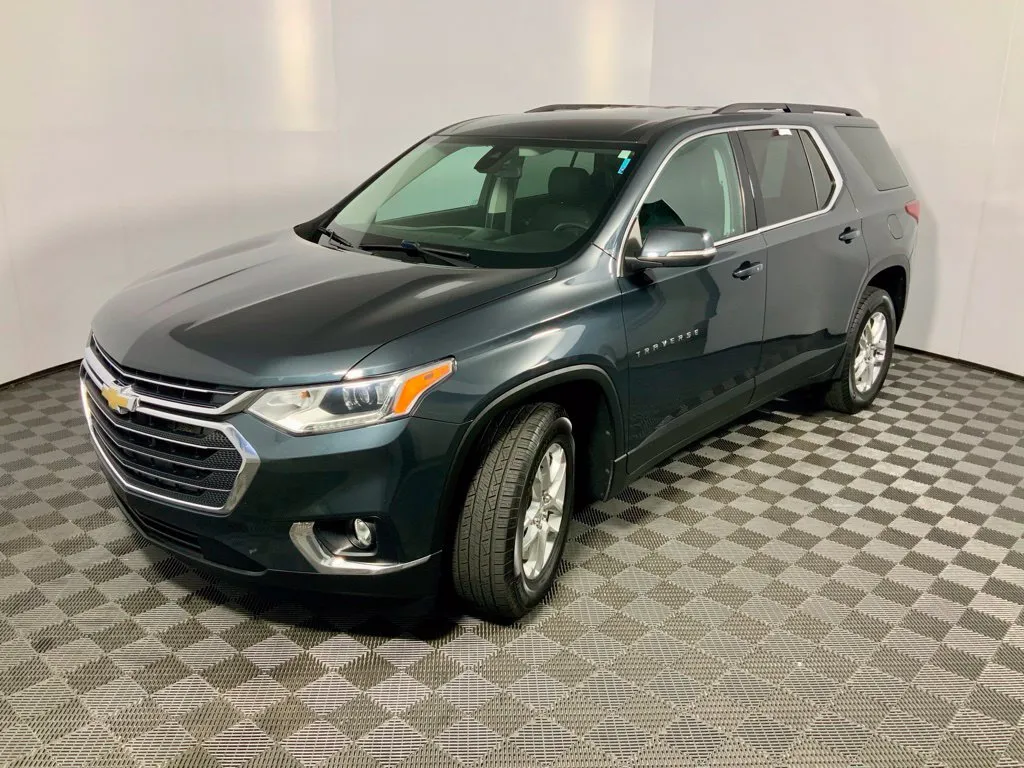 Chevrolet Traverse photo 9