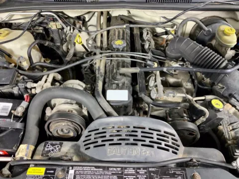 More photos of 1997 Jeep Grand Cherokee Laredo at Don Wood Ford Lincoln, OH